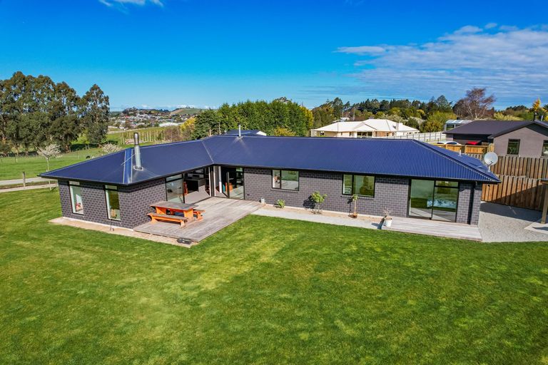 Photo of property in 47c Weston Road, Waiareka Junction, Oamaru, 9401