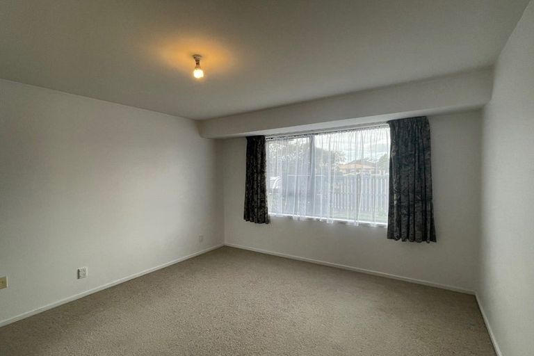 Photo of property in 1/65 Donnington Street, Parklands, Christchurch, 8083