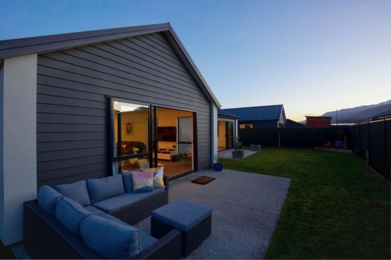 Photo of property in 92 Stalker Road, Lower Shotover, Queenstown, 9304