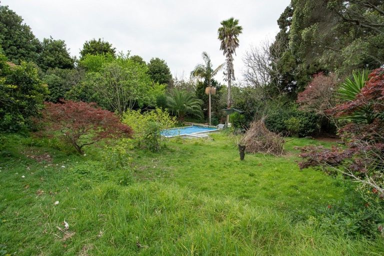 Photo of property in 33 Waikite Road, Welcome Bay, Tauranga, 3112