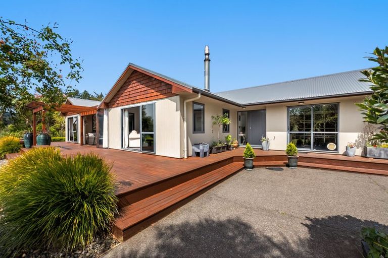 Photo of property in 31c Kakariki Way, Whitemans Valley, Upper Hutt, 5371