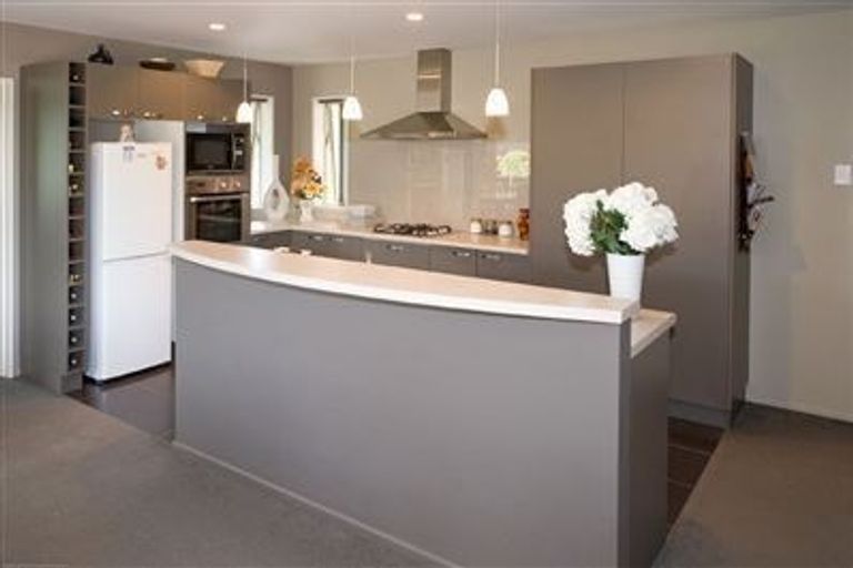 Photo of property in 3 Cassinia Gardens, Aidanfield, Christchurch, 8025