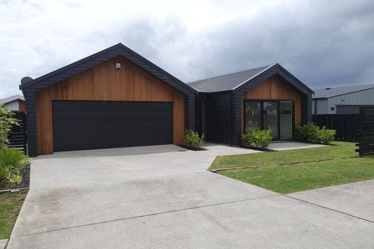 Photo of property in 183 Victoria Street West, Pukekohe, 2120