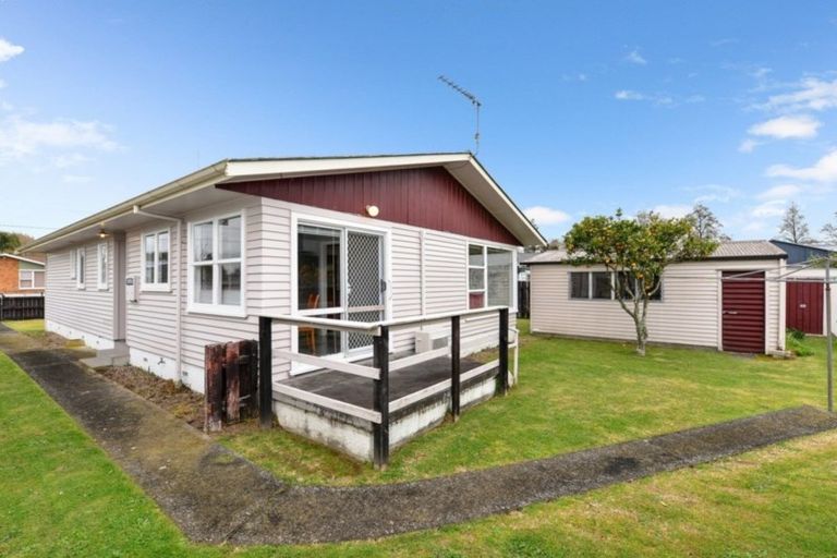 Photo of property in 69 Mears Road, St Andrews, Hamilton, 3200