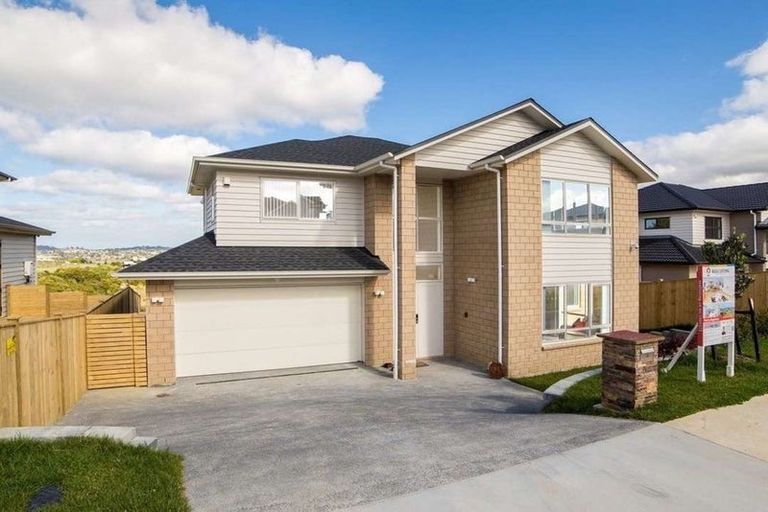 Photo of property in 14 Ascension Crescent, Orewa, 0931