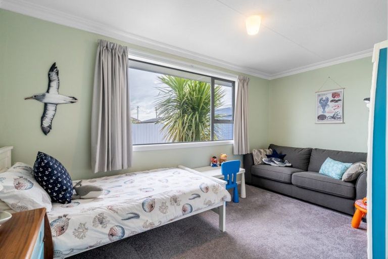 Photo of property in 1 Moray Crescent, Grasmere, Invercargill, 9810