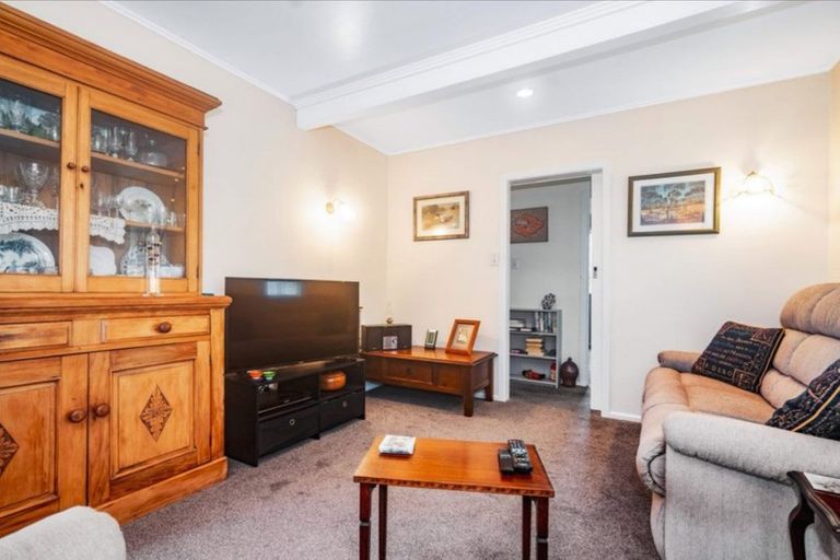 Photo of property in 2a Montgomery Avenue, Onerahi, Whangarei, 0110