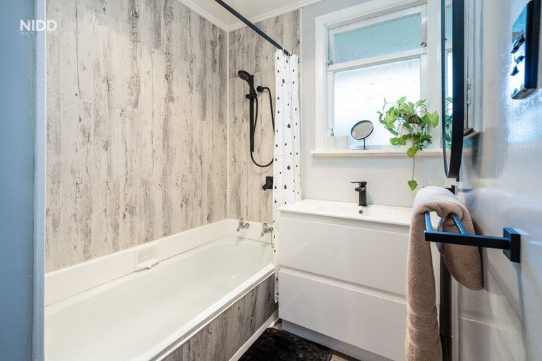 Photo of property in 7 Hanlon Street, Halfway Bush, Dunedin, 9010