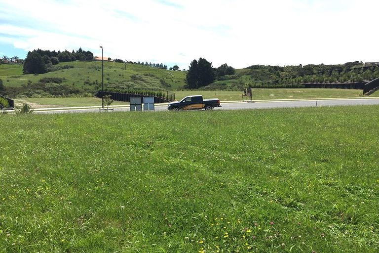 Photo of property in 19 Boocock Crescent, Orewa, 0931