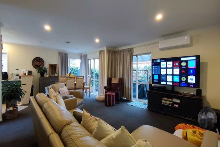 Photo of property in 3 Lantern Court, Henderson, Auckland, 0612