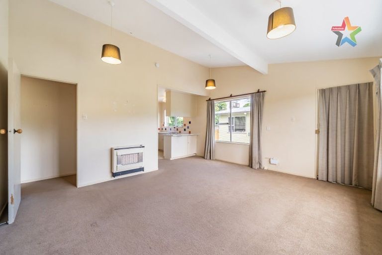 Photo of property in 100a Normandale Road, Normandale, Lower Hutt, 5010