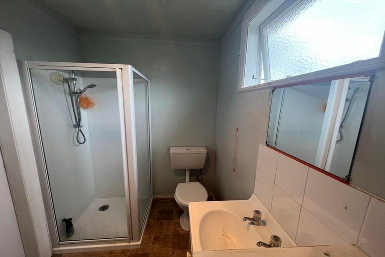 Photo of property in 12 Hokio Beach Road, Levin, 5510