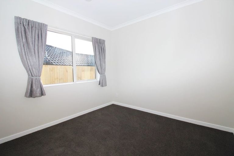 Photo of property in 80 Jeroboam Loop, Kumeu, 0810