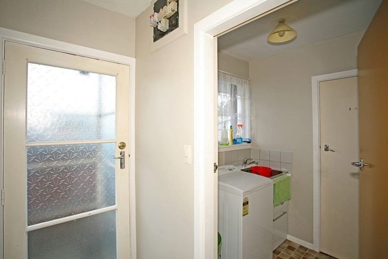 Photo of property in 15 Dunluce Place, Hornby, Christchurch, 8042