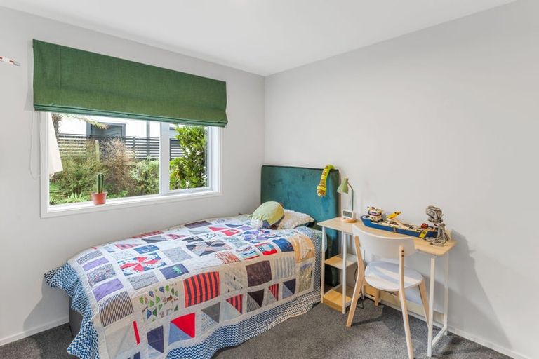 Photo of property in 32 Wakatu Avenue, Moncks Bay, Christchurch, 8081