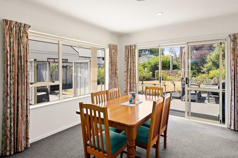 Photo of property in 6 Santa Teresa Court, Paraparaumu Beach, Paraparaumu, 5032