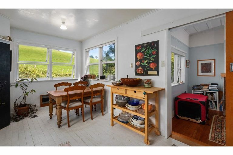 Photo of property in 150 Thames Coast Sh25 Road, Whakatete Bay, Thames, 3575