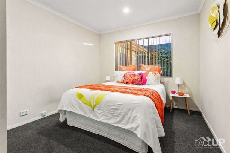 Photo of property in 28 Richfield Crescent, Westgate, Auckland, 0614