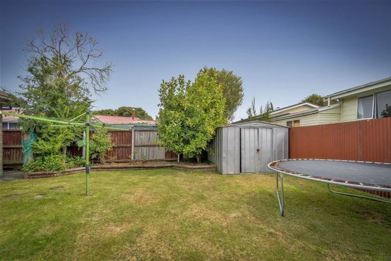 Photo of property in 36 Dickson Crescent, Hornby, Christchurch, 8042
