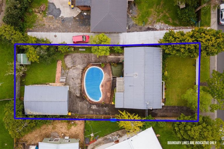 Photo of property in 30 Universal Drive, Henderson, Auckland, 0610