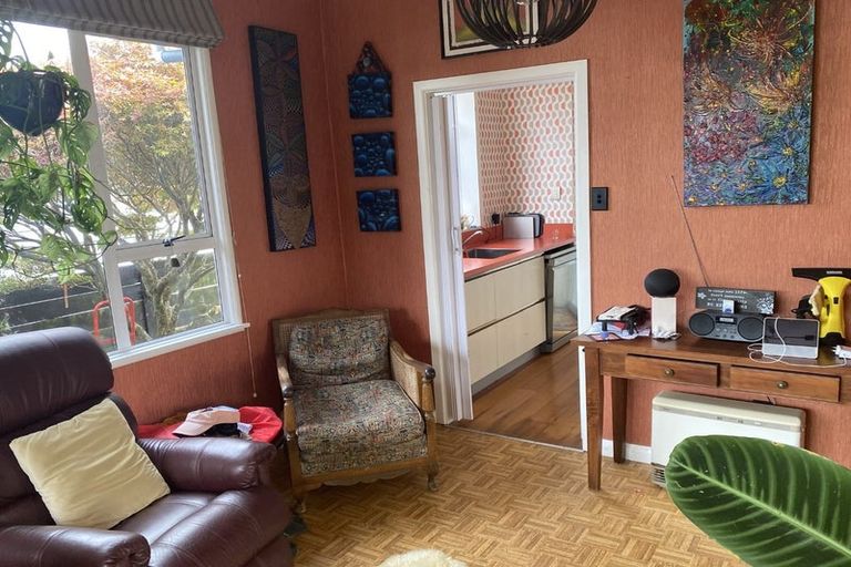 Photo of property in 136 Seaview Road, Westown, New Plymouth, 4310