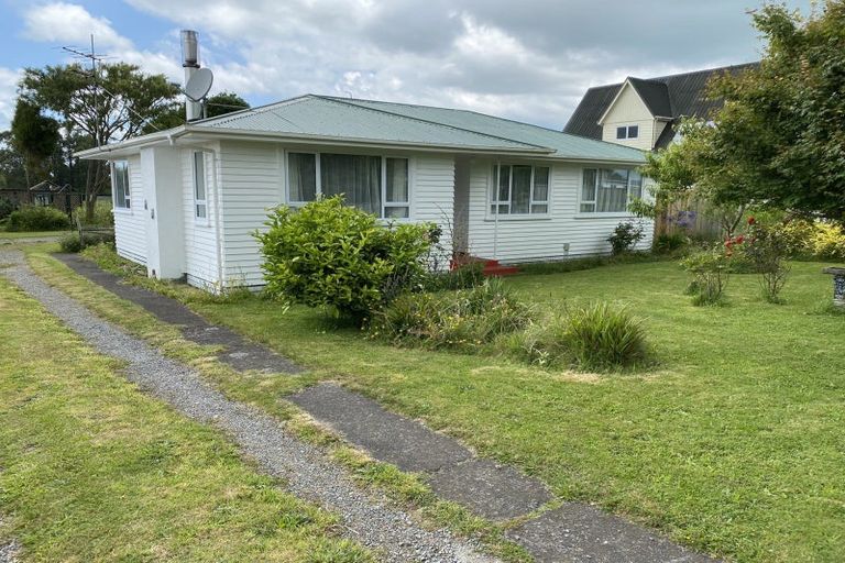 Photo of property in 36 High Street, Eltham, 4322