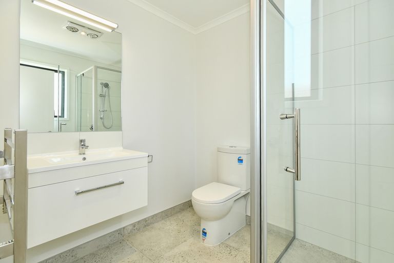 Photo of property in 3a Uatoto Road, Clarks Beach, 2122