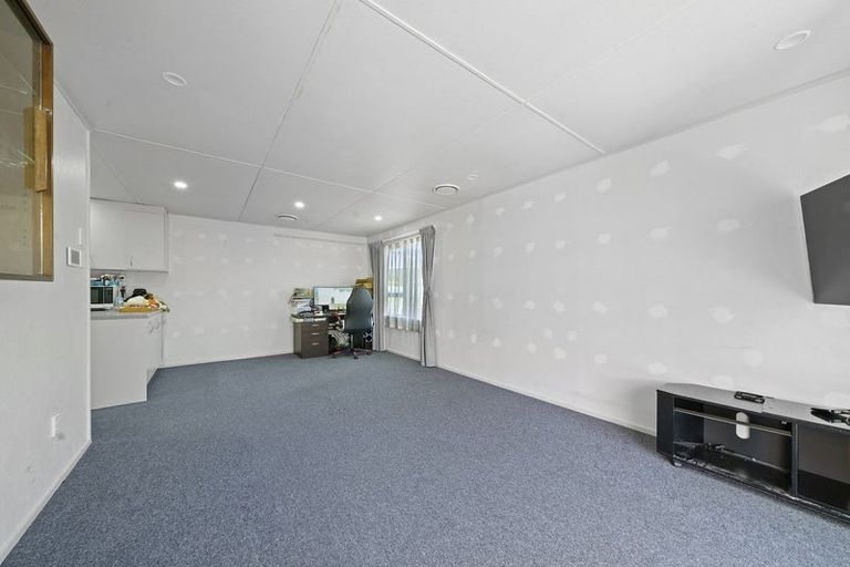 Photo of property in 2/19 Twickenham Street, Wainuiomata, Lower Hutt, 5014
