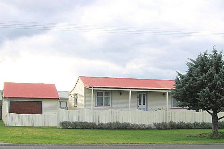 Photo of property in 903b Port Road, Whangamata, 3620
