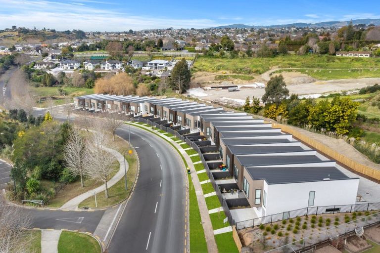 Photo of property in 1/12 Westmorland Rise, Bethlehem, Tauranga, 3110