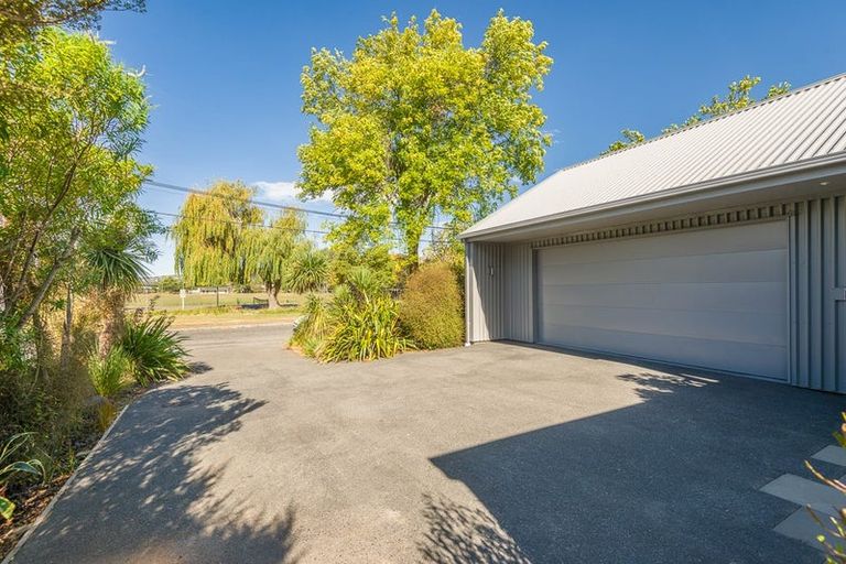 Photo of property in 37 Bishopsworth Street, Hillsborough, Christchurch, 8022