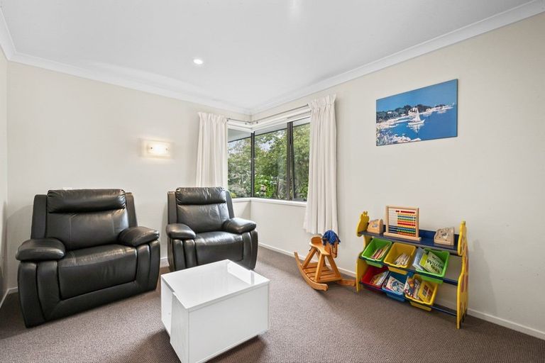 Photo of property in 83 Dalmore Way, Acacia Bay, Taupo, 3385