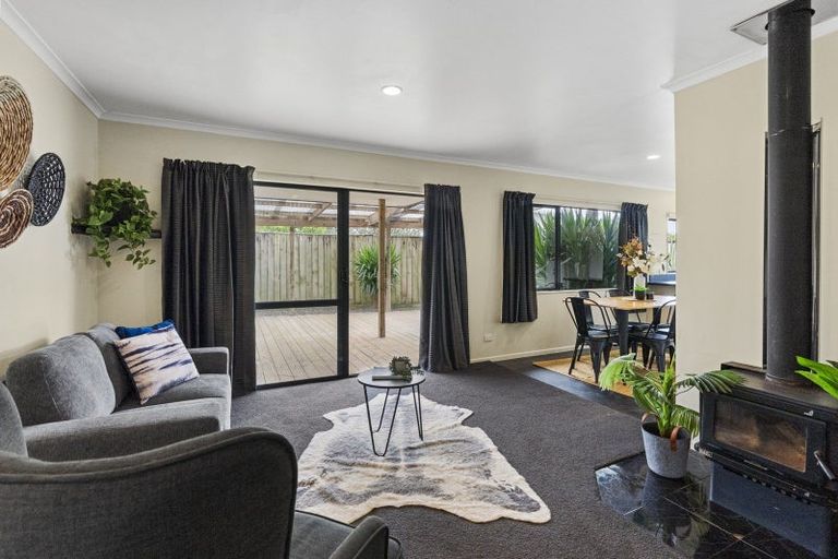 Photo of property in 30 Silvan Place, Bell Block, New Plymouth, 4312