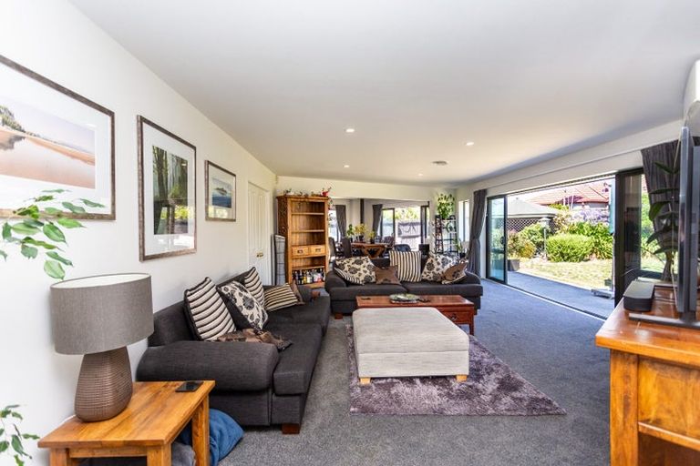 Photo of property in 9 Evenwood Place, Waimairi Beach, Christchurch, 8083