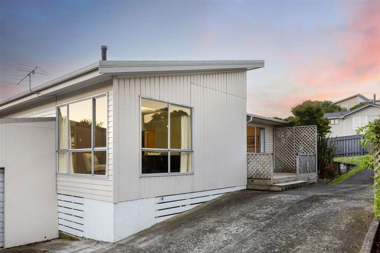 Photo of property in 455 Warspite Avenue, Ascot Park, Porirua, 5024