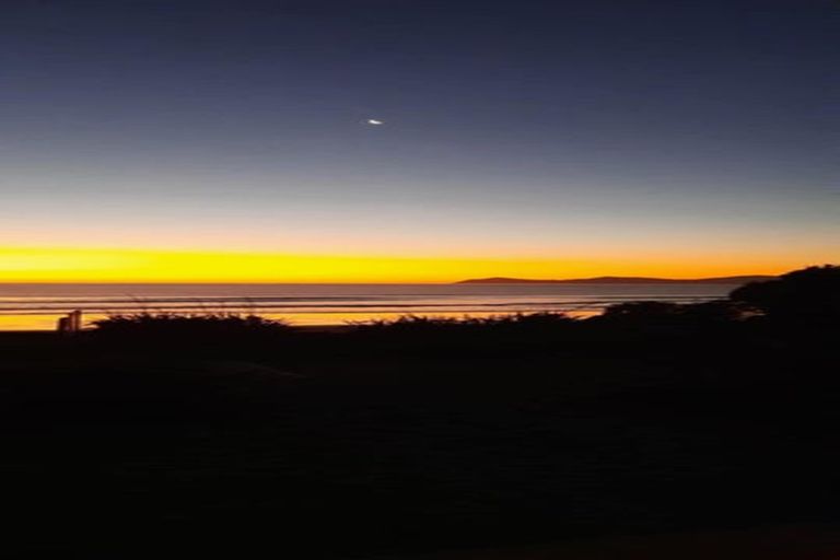 Photo of property in 138 The Parade, Paekakariki, 5034