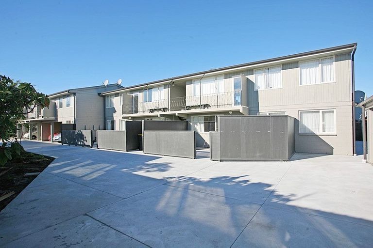 Photo of property in 6/17 Newnham Terrace, Upper Riccarton, Christchurch, 8041