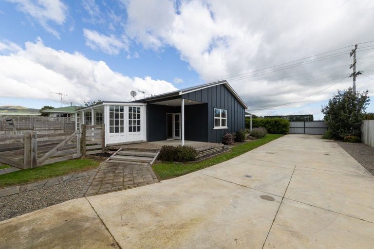 Photo of property in 37 Hewitts Road, Linton, Palmerston North, 4472