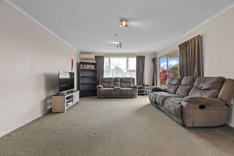 Photo of property in 18 Utuhina Road, Springfield, Rotorua, 3015