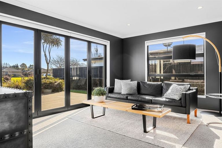 Photo of property in 25 Prestons Park Drive, Marshland, Christchurch, 8083