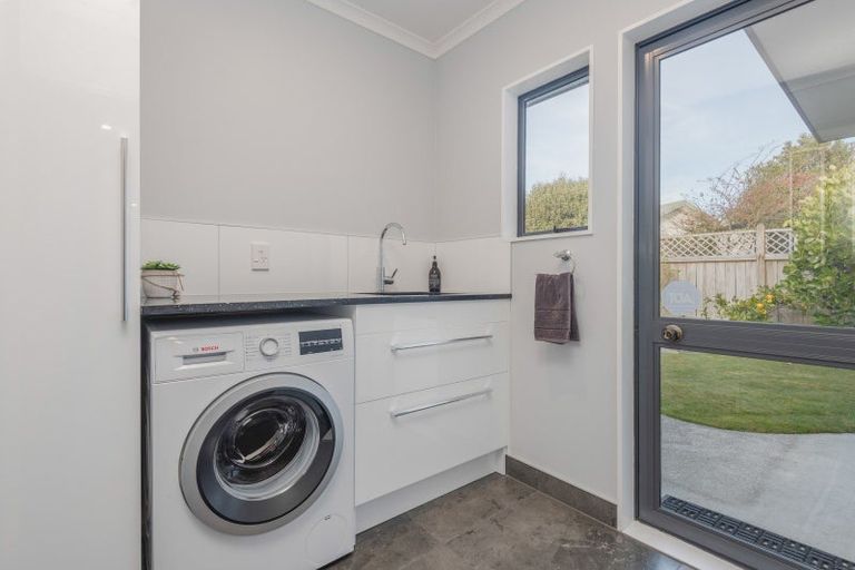 Photo of property in 11 Colorado Crescent, Milson, Palmerston North, 4414