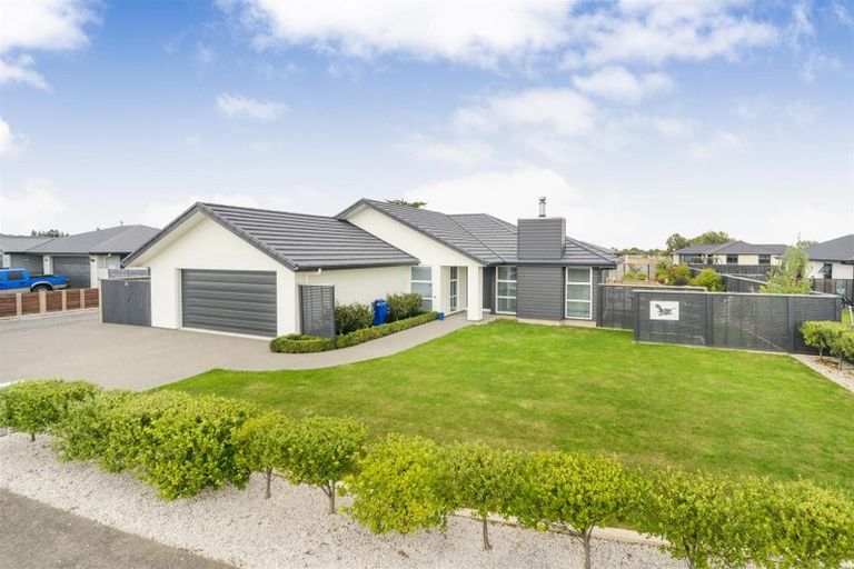 Photo of property in 19 George Street, Bulls, 4818