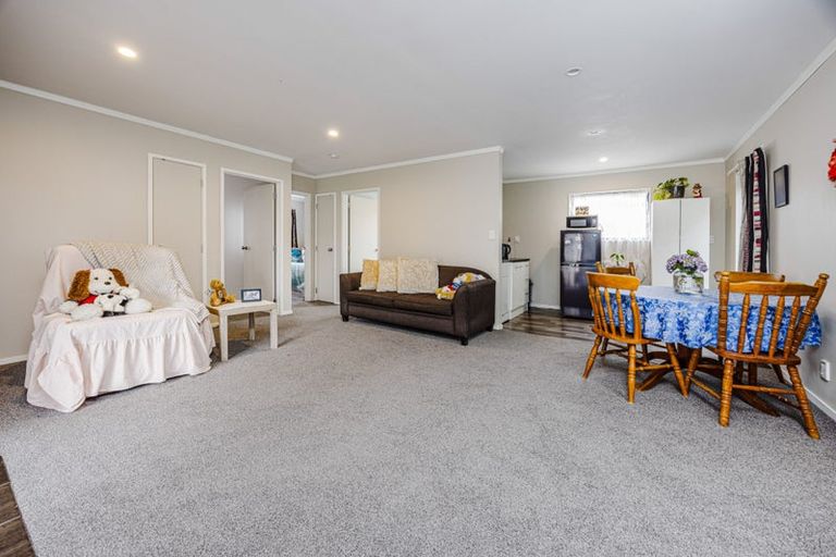 Photo of property in 22 Wayne Drive, Mangere, Auckland, 2022