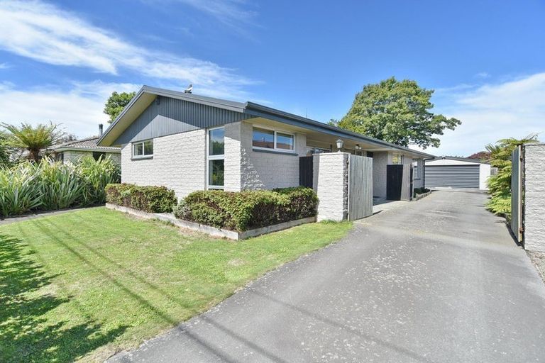 Photo of property in 113 Johns Road, Northwood, Christchurch, 8051
