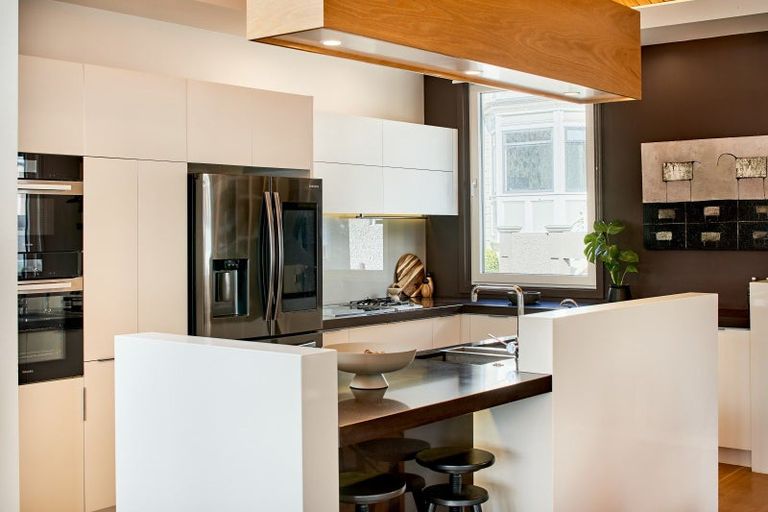 Photo of property in 31 Mcfarlane Street, Mount Victoria, Wellington, 6011