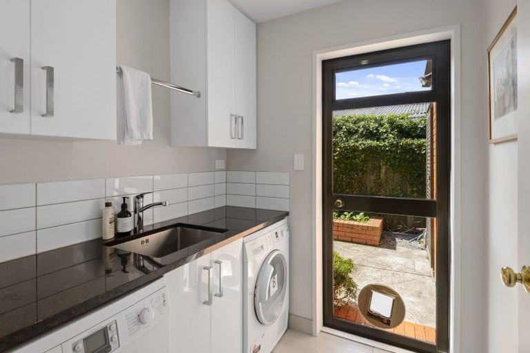 Photo of property in 79a Jeffreys Road, Fendalton, Christchurch, 8052