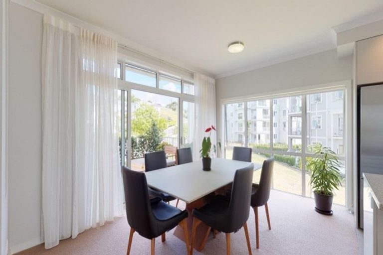 Photo of property in 138 Landmark Terrace, Orewa, 0931