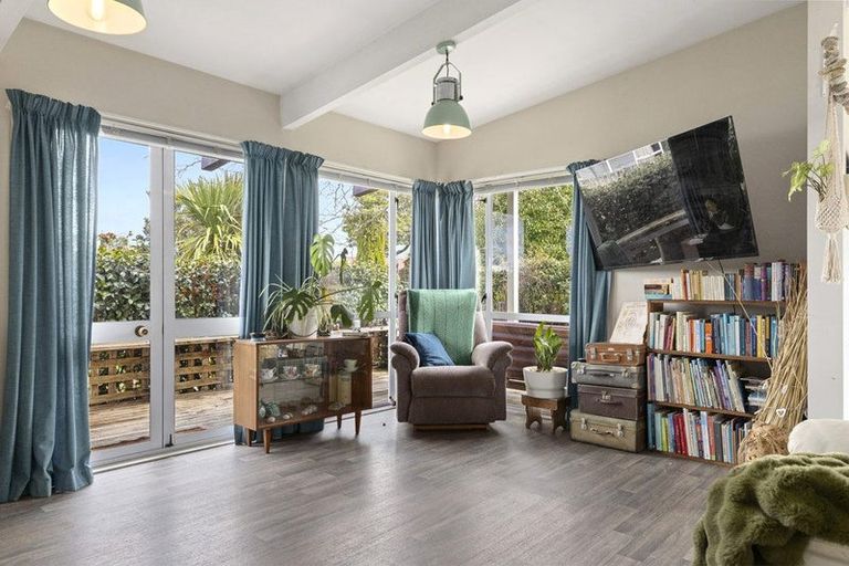 Photo of property in 6 Glengarry Place, Hilltop, Taupo, 3330