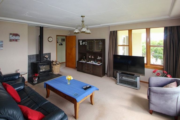 Photo of property in 25 Main Road, Maheno, Oamaru, 9495