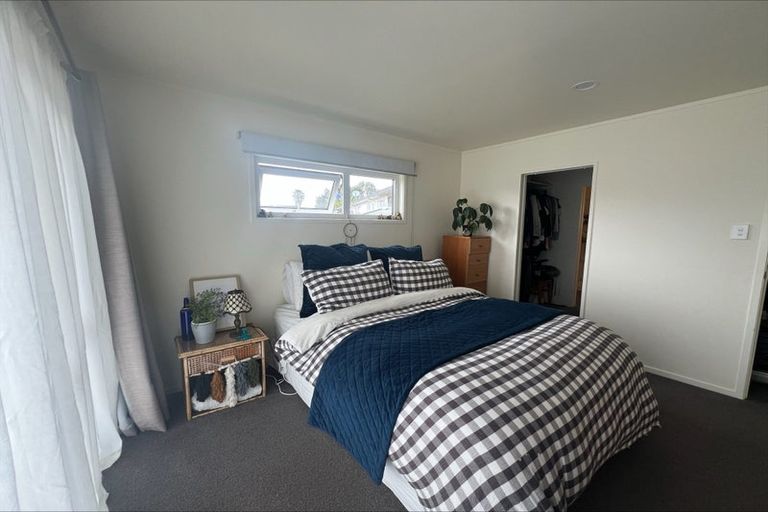 Photo of property in 38 Charlotte Street, Stanmore Bay, Whangaparaoa, 0932